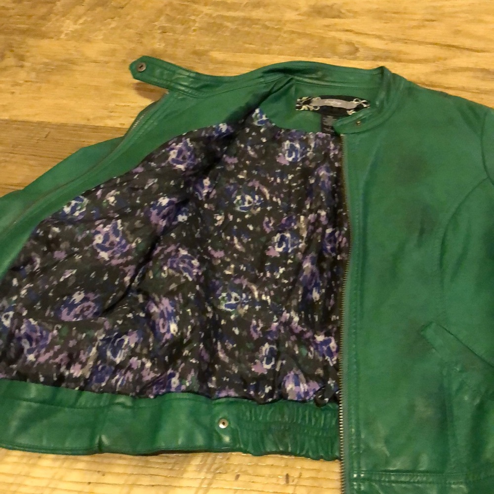 Jacket - Picture 3 of 3